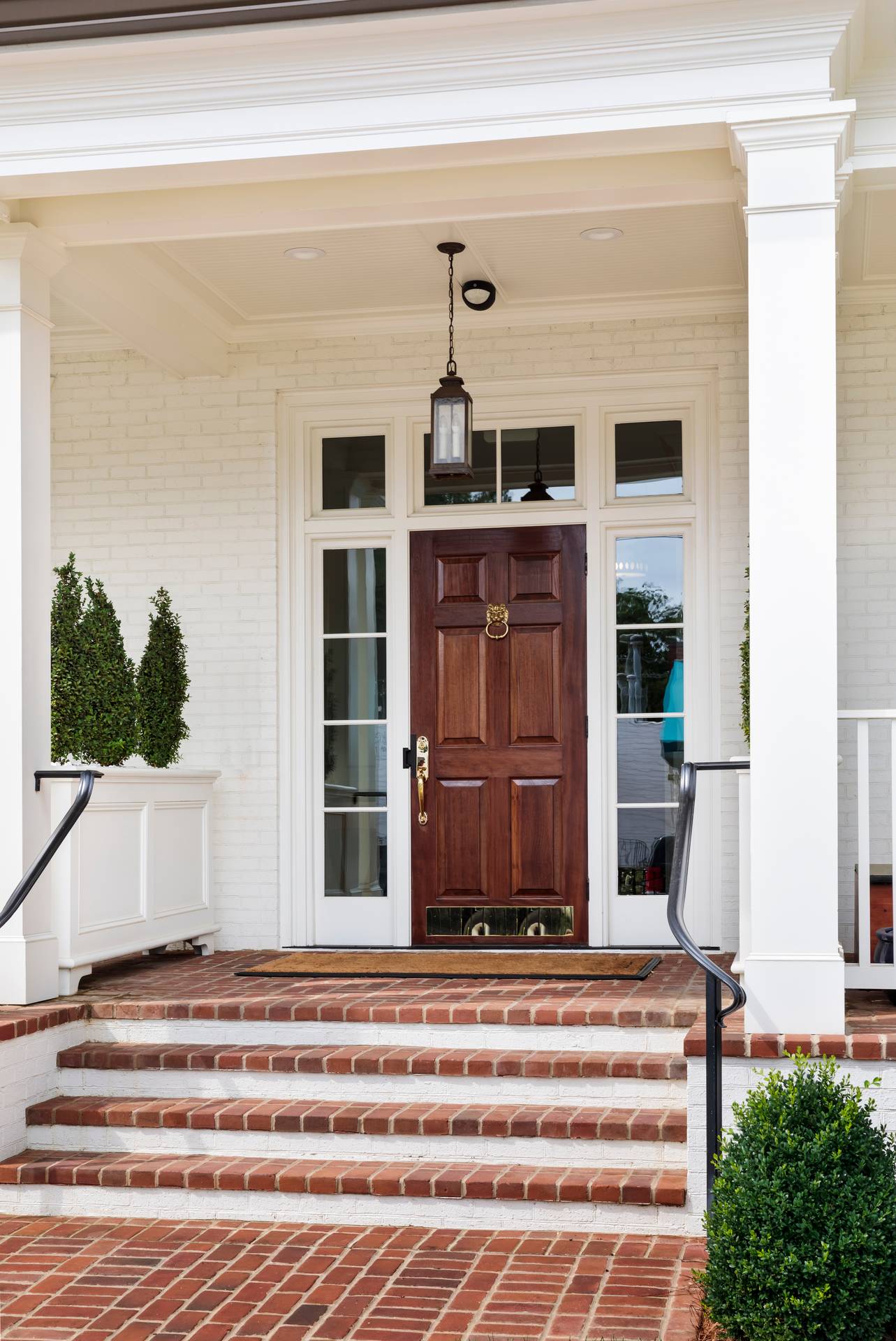 Material Selection And Custom Features For Your Bicester Porch