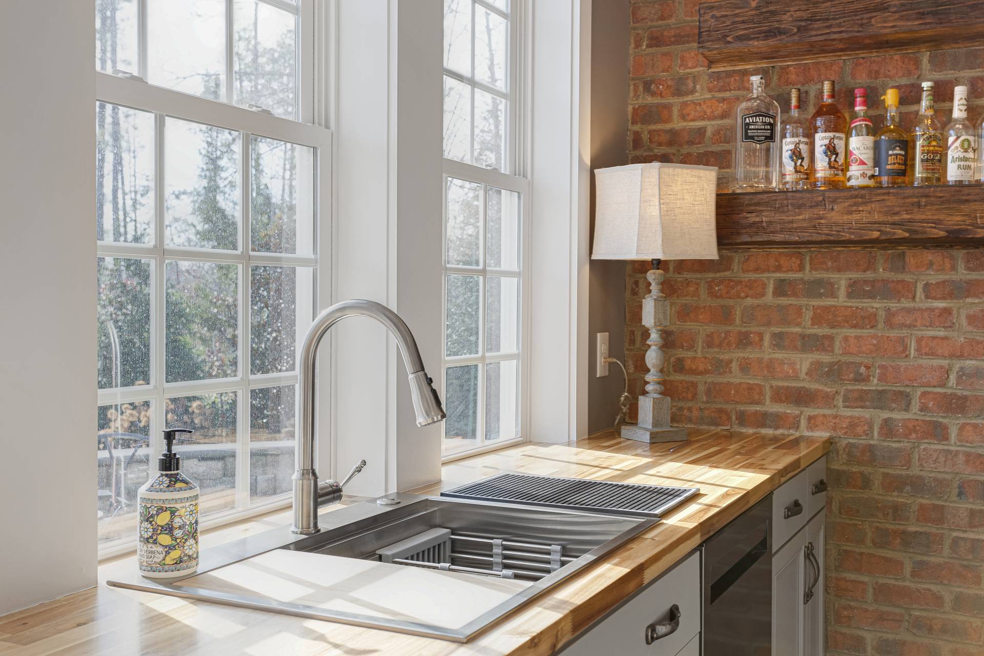 Exploring The Benefits Of Sliding Sash Windows In Bicester